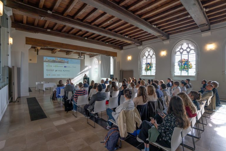 crowded lecture room