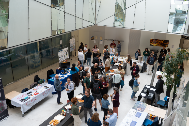 Pictures of people at the France vEM Days Conference