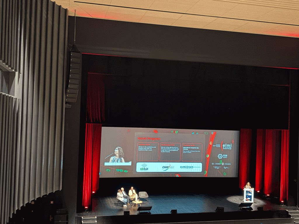 Luisa Cortes, PPBI Node coordinator, opens the plenary conference on the evening of Tuesday, June 17. 